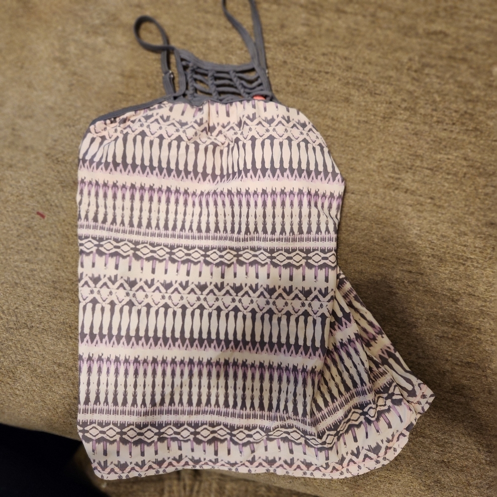 Free Country Pink and Gray Strappy Top
